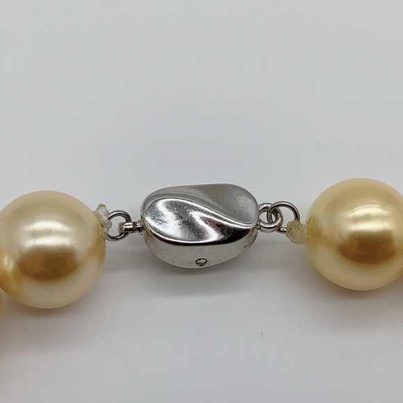 12mm Shell Golden Faux Pearl on Sterling Silver 925 Clasp - Picture 7 of 10